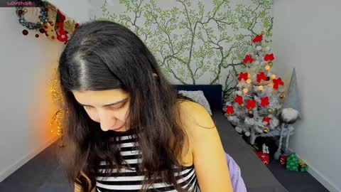Snapshot of linda_ex chatting on 01/02/25, 07:44 Linda online show from 01/02/25, 07:44