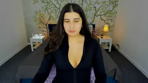 Snapshot of linda_ex chatting on 01/12/25, 01:05 Linda online show from 01/12/25, 01:05
