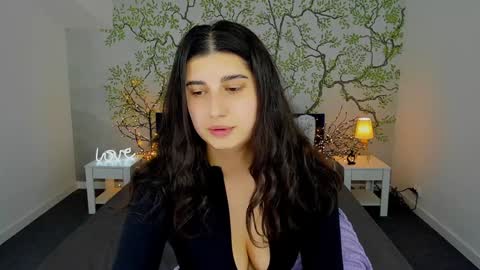 Snapshot of linda_ex chatting on 01/12/25, 04:29 Linda online show from 01/12/25, 04:29