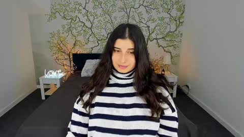 Snapshot of linda_ex chatting on 01/25/25, 07:28 Linda online show from 01/25/25, 07:28