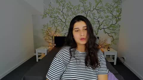 Snapshot of linda_ex chatting on 02/07/25, 11:56 Linda online show from 02/07/25, 11:56