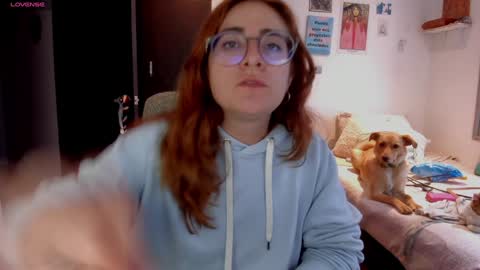 Giggles  online show from 12/19/24, 10:42