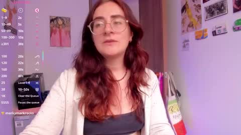 Giggles  online show from 03/05/26, 03:08