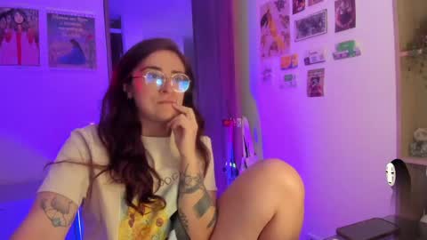 Giggles  online show from 05/30/26, 12:52