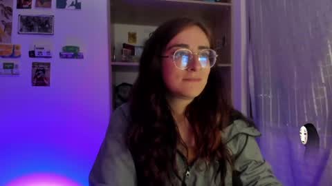 Giggles  online show from 07/01/26, 12:34