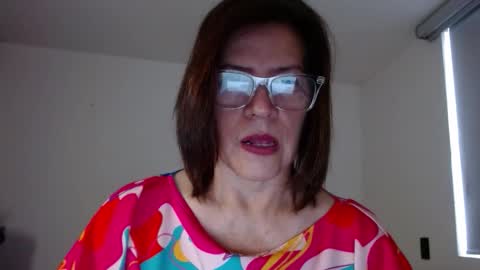 Linda Hanna online show from 11/14/25, 02:38