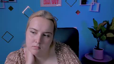 linda_lynx online show from 07/20/26, 08:28