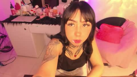 Lindaa maria  online show from 03/01/26, 08:11