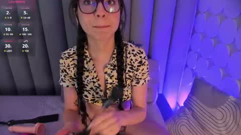 Linda  online show from 07/23/26, 10:35