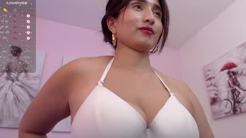 Maria Paula online show from 12/21/24, 06:23