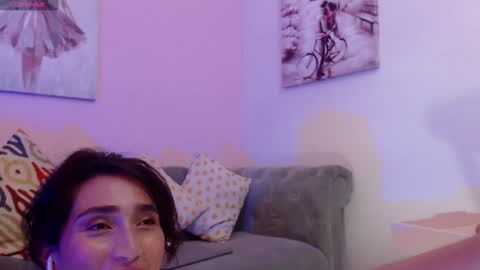 Maria Paula online show from 12/23/24, 03:23