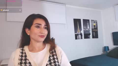 Maria Paula online show from 03/18/26, 12:19