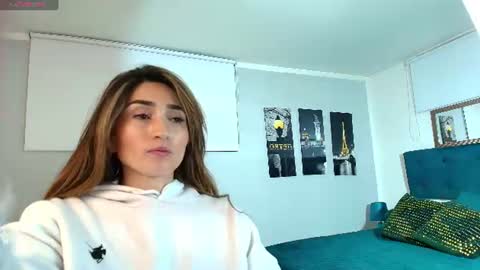 Maria Paula online show from 07/25/26, 10:02