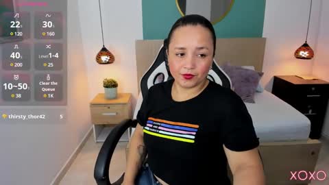 L I N D A online show from 02/14/25, 07:23
