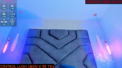 Linda Saenz online show from 11/30/25, 12:42