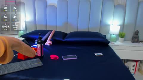 linda_sofi__ online show from 06/13/26, 07:12