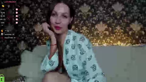 Linda online show from 03/05/25, 02:23