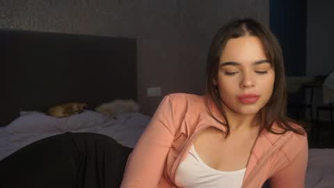 Linda online show from 05/22/26, 01:50