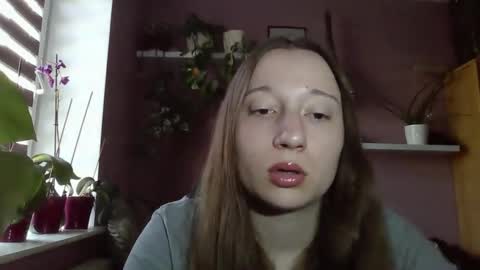 Snapshot of lindaamore chatting on 09/15/25, 06:24 LindaAmore online show from 09/15/25, 06:24