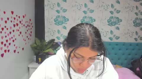    online show from 02/28/25, 06:09