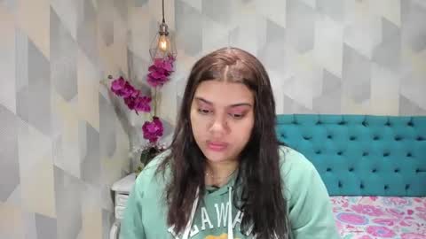    online show from 09/15/25, 04:23