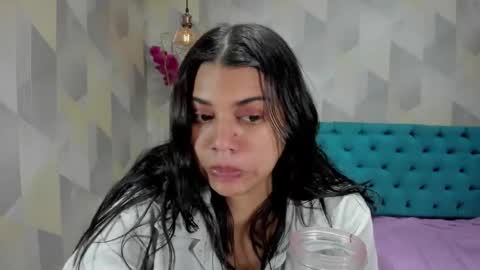    online show from 11/08/25, 03:56