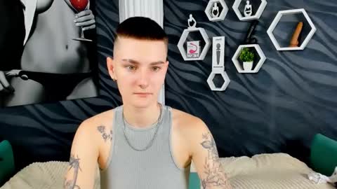 lindabryantt online show from 02/09/25, 03:12