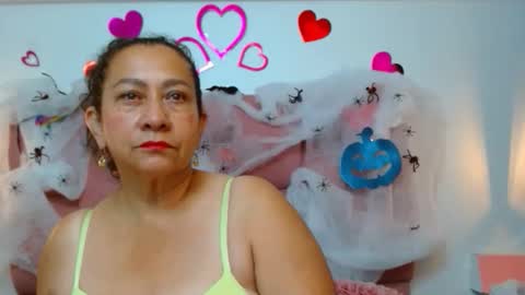 lindacoopers online show from 10/18/25, 02:18