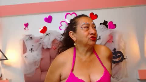 lindacoopers online show from 10/28/25, 11:47