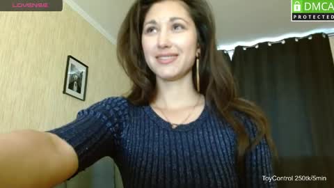 LindaErnestine online show from 05/04/26, 12:01