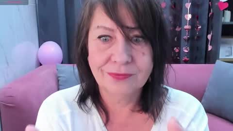 Linda online show from 02/15/25, 08:33