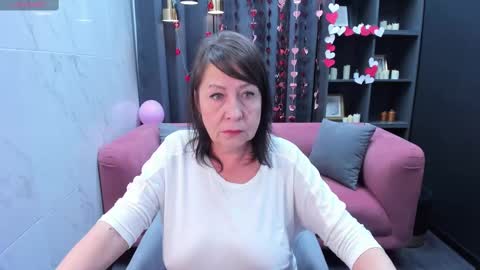Linda online show from 02/15/25, 03:17