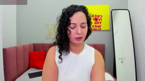 Linda online show from 11/27/25, 01:29