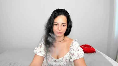 Linda online show from 06/14/26, 01:36