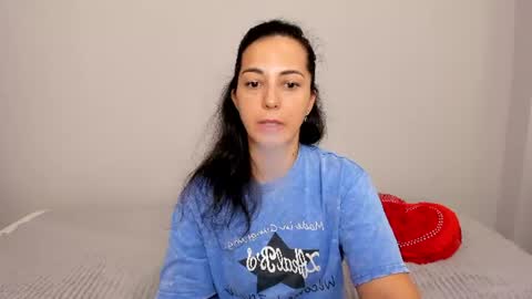 Linda online show from 06/15/26, 01:19