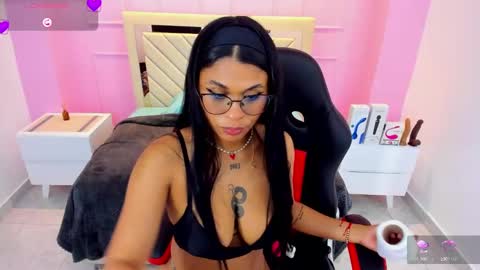L I N D S A Y  online show from 03/12/25, 11:22