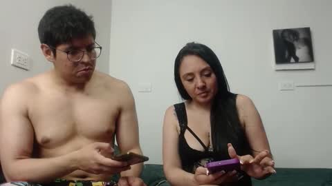 Snapshot of lindsay_n_maik chatting on 11/20/25, 10:42 Lindsay N Maik online show from 11/20/25, 10:42