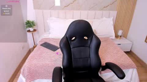   online show from 06/05/26, 10:37