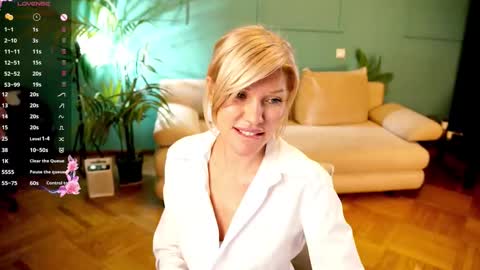 lindsi_luvviv online show from 01/15/26, 04:33