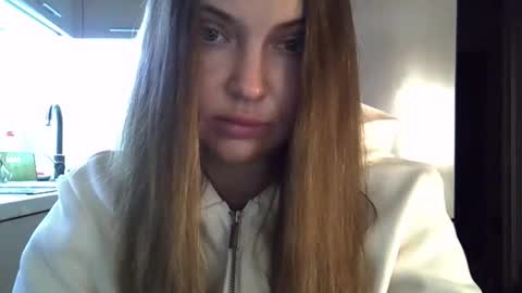 Anna online show from 10/15/25, 06:30