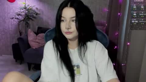 Lina online show from 07/18/26, 07:23