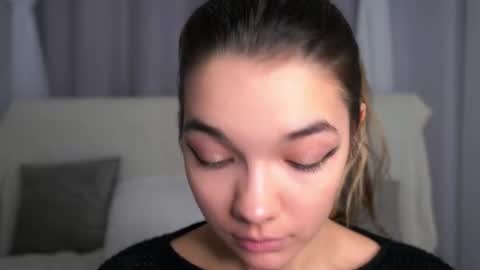 Kate online show from 09/25/25, 11:03