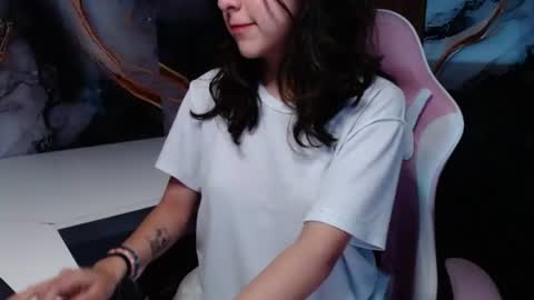 ling ling24 online show from 06/26/26, 03:33