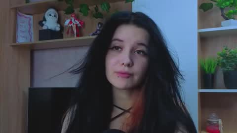 Snapshot of lingralbovsky chatting on 09/09/25, 05:45 lingralbovsky online show from 09/09/25, 05:45
