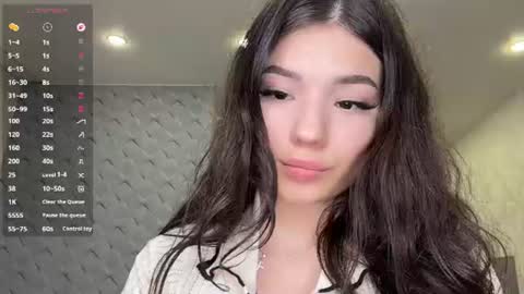 Lira online show from 07/19/26, 09:40