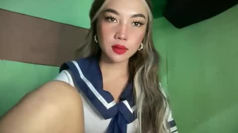 linkingqueens online show from 12/14/25, 04:01