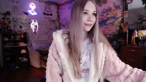 Snapshot of linlin_cuteeee chatting on 12/15/24, 01:24 Lin online show from 12/15/24, 01:24