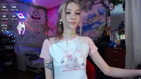 Snapshot of linlin_cuteeee chatting on 02/05/25, 10:44 Lin online show from 02/05/25, 10:44