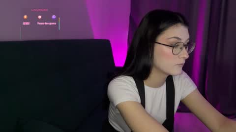 Welcome honey  Im Linna 3 online show from 11/24/25, 09:42