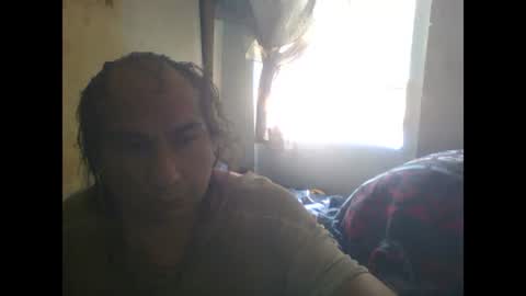 Snapshot of linseyyy chatting on 01/17/25, 07:05 belledelfyyy online show from 01/17/25, 07:05